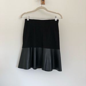 Cabi- Flip skirt